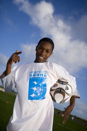 LA FUNDACION MARCOS SENNA CREA UNA ESCUELA DE FÚTBOL PARA NIÑOS DESFAVORECIDOS EN SUDÁFRICA