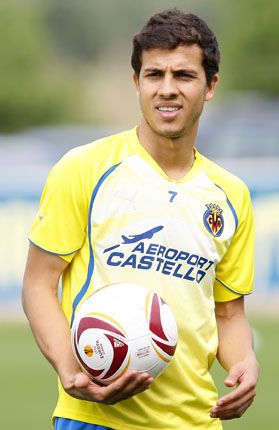 Nilmar en pleno entrenamiento