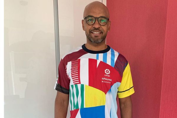 Que os parece la nueva camiseta Geniune de La Liga?